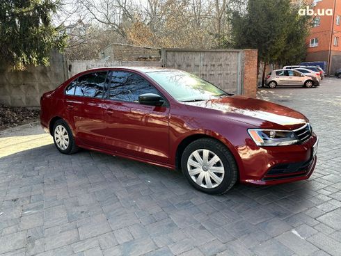 Volkswagen Jetta 2015 вишневый - фото 3