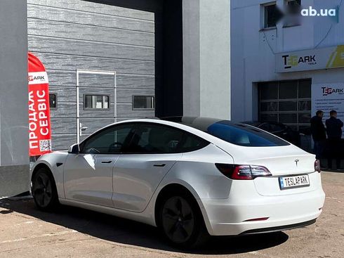 Tesla Model 3 2020 - фото 7