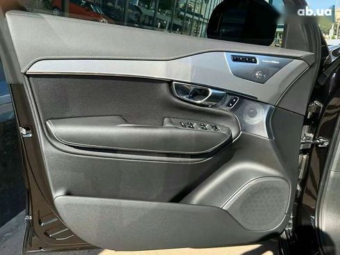Volvo XC90 2020 - фото 16