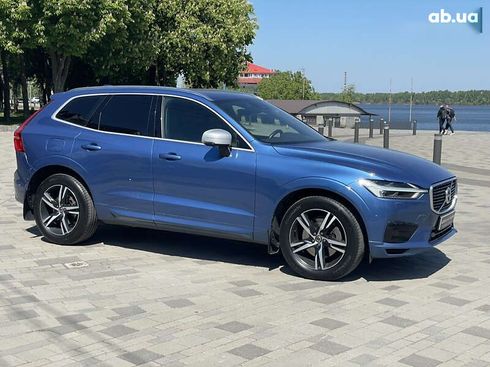 Volvo XC60 2018 - фото 10
