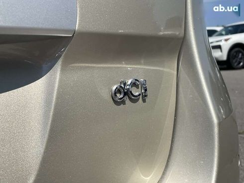 Renault Scenic 2010 - фото 22