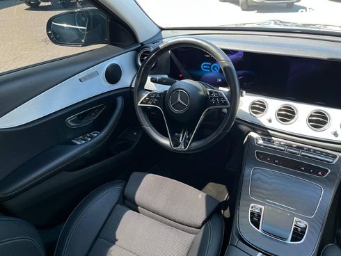Mercedes-Benz E-Класс 2020 черный - фото 25