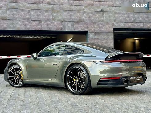 Porsche 911 2021 - фото 27