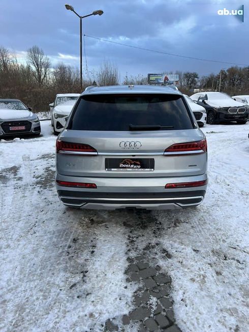 Audi Q7 2023 - фото 5