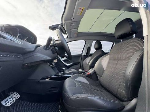 Peugeot 2008 2015 - фото 18