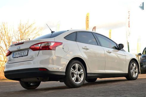 Ford Focus 2014 - фото 11