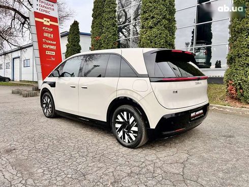 Zeekr Mix 2024 - фото 11