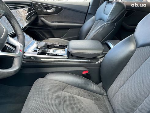 Audi Q8 2020 - фото 9