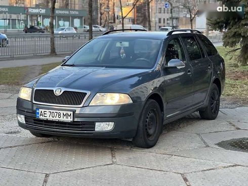 Skoda Octavia 2004 - фото 8