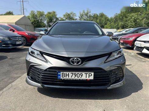 Toyota Camry 2024 - фото 9