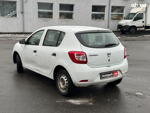Dacia Sandero 2014 белый - фото 7