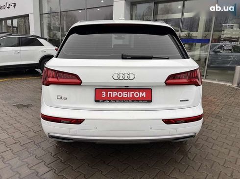 Audi Q5 2017 - фото 6