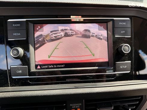 Volkswagen Jetta 2019 красный - фото 20