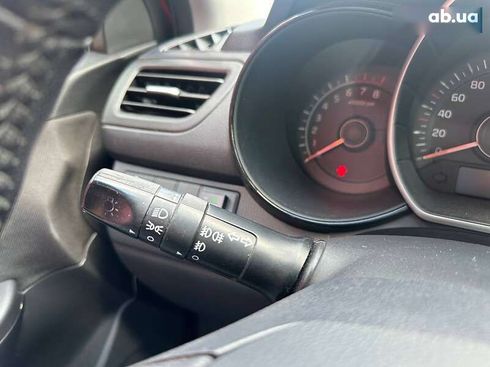 Kia Rio 2012 - фото 24