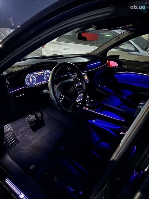 Audi E-Tron 2020 - фото 26