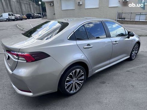 Toyota Corolla 2020 - фото 30