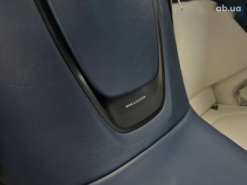 Aston Martin DB11 2016 - фото 24