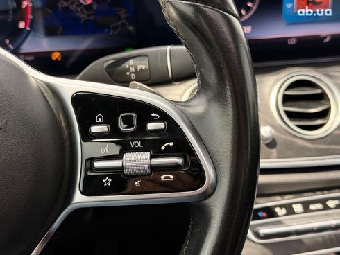 Mercedes-Benz E-Класс 2019 черный - фото 22