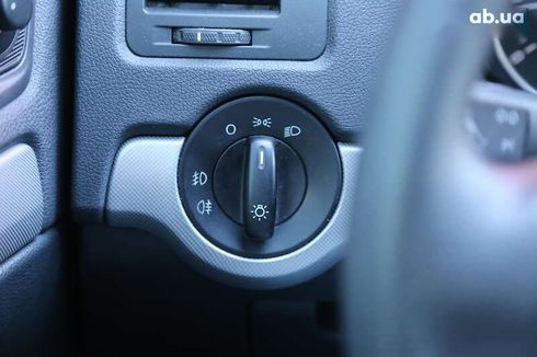 Skoda Octavia 2012 - фото 23