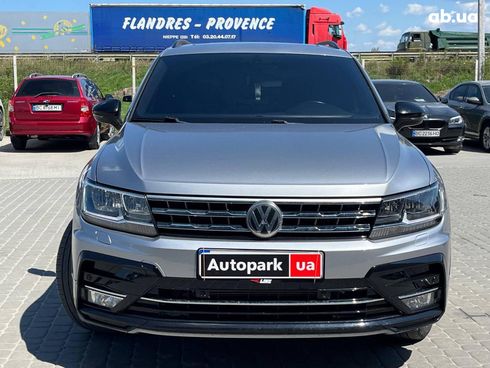 Volkswagen Tiguan 2020 серый - фото 2