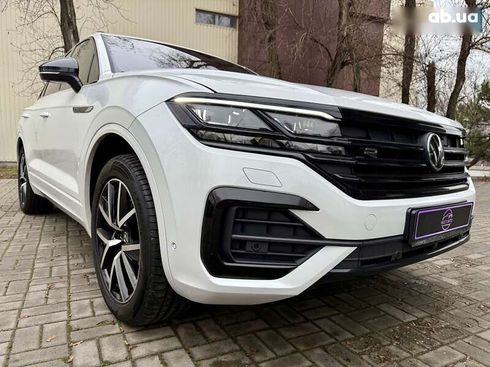 Volkswagen Touareg 2023 - фото 15