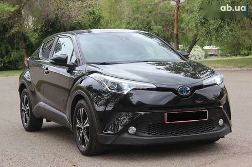 Toyota C-HR 2019 - фото 7