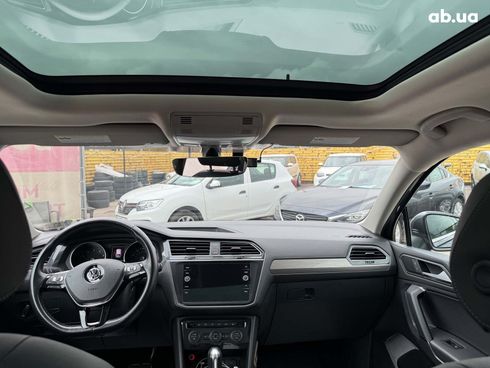 Volkswagen Tiguan 2019 серый - фото 21