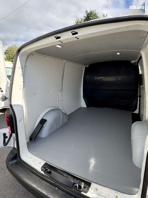 Volkswagen Transporter 2021 - фото 28