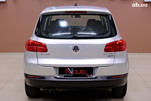 Volkswagen Tiguan 2012 серый - фото 6