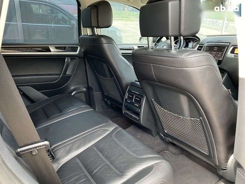 Volkswagen Touareg 2018 - фото 18