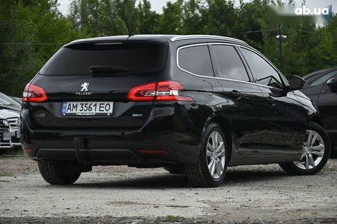 Peugeot 308 2015 - фото 17