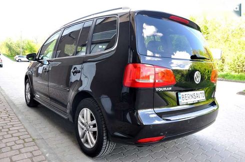 Volkswagen Touran 2012 - фото 5