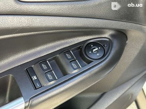 Ford Kuga 2013 - фото 15