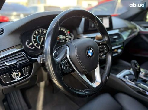 BMW 5 серия 2017 - фото 3