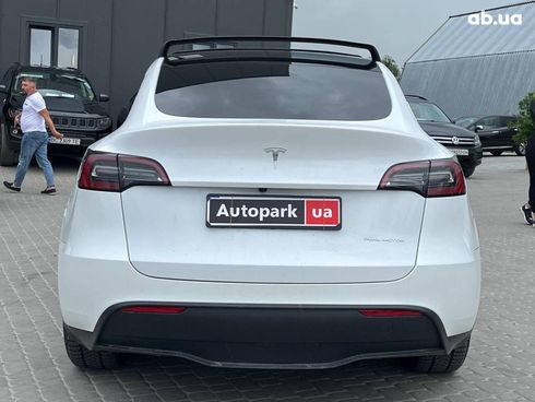 Tesla Model Y 2024 белый - фото 9