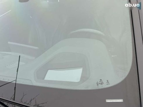 BMW 5 серия 2017 - фото 19