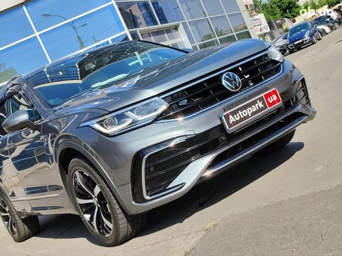 Volkswagen Tiguan 2020 серый - фото 18