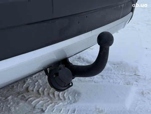 Mitsubishi Outlander 2016 белый - фото 11