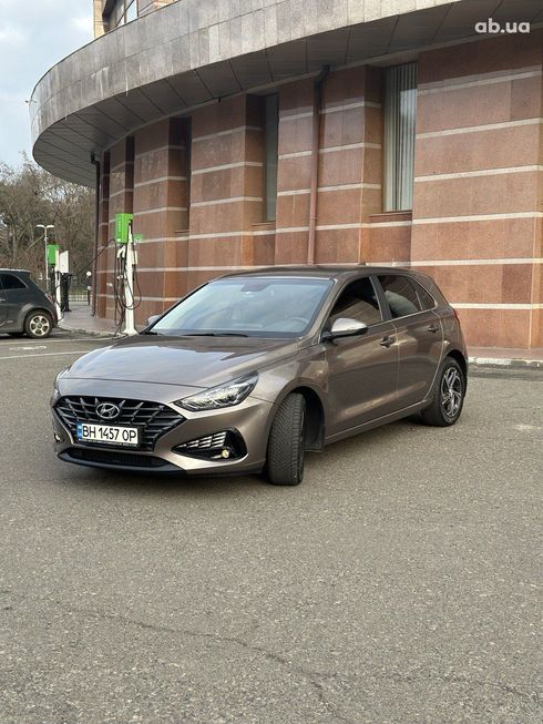 Hyundai i30 2021 бронзовый - фото 17