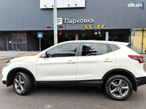 Nissan Qashqai 2019 - фото 12