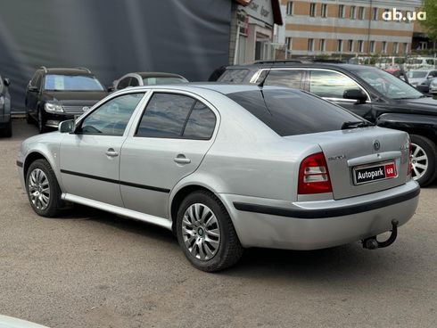 Skoda Octavia 2002 серый - фото 7