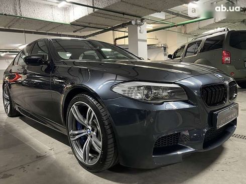 BMW M5 2012 - фото 3