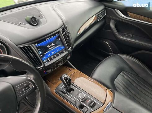 Maserati Levante 2017 - фото 24