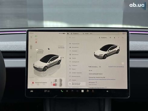 Tesla Model 3 2024 - фото 17