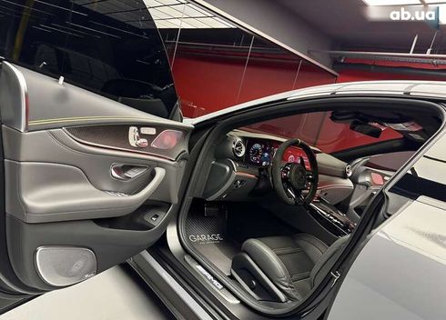 Mercedes-Benz AMG GT 4 2019 - фото 23