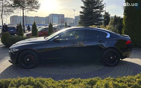 Jaguar XE 2017 - фото 4