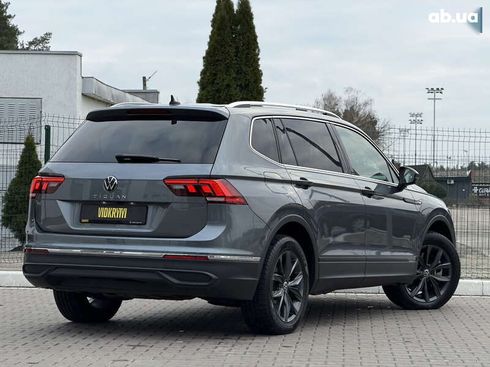 Volkswagen Tiguan 2022 - фото 18