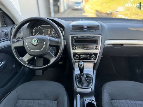 Skoda Octavia 2011 - фото 29