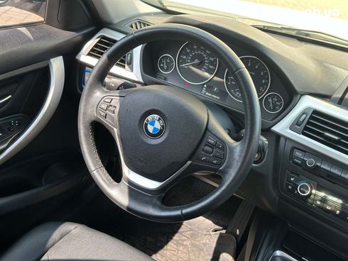 BMW 3 серия 2014 белый - фото 21