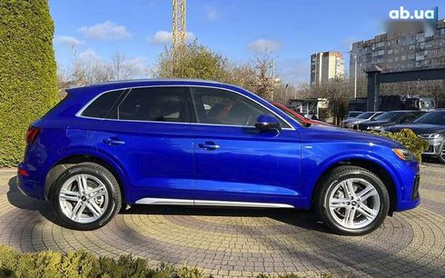 Audi Q5 2020 - фото 8